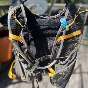 REI Men’s Swiftland 5 hydration vest NWT multiple sizes